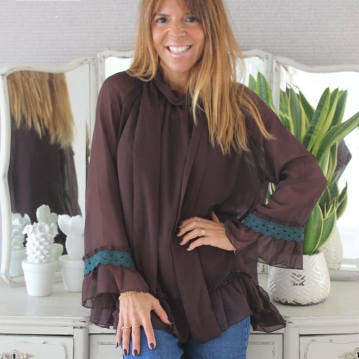 Blusa Castanha Maria Catita K333